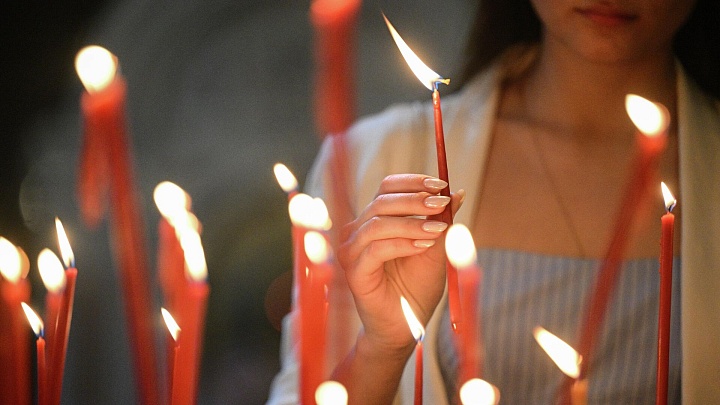 Священник рассказал, как причащаться и молиться в Светлую неделю